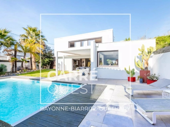 MAISON VENTE ANGLET 64600 - SURFACE 145M2 - REF 3631 Photo 1