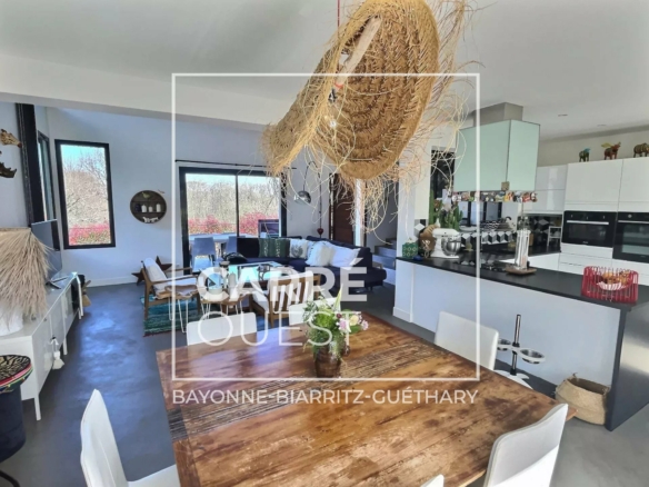 MAISON VENTE ARBONNE 64210 - SURFACE 160M2 - REF 3648 Photo 1