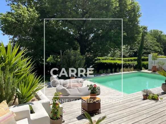 MAISON VENTE BIARRITZ 64200 - SURFACE 210M2 - REF 3378 Photo 1