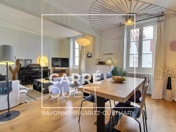 MAISON VENTE BIARRITZ 64200 - SURFACE 108M2 - REF 3596OH Photo 1