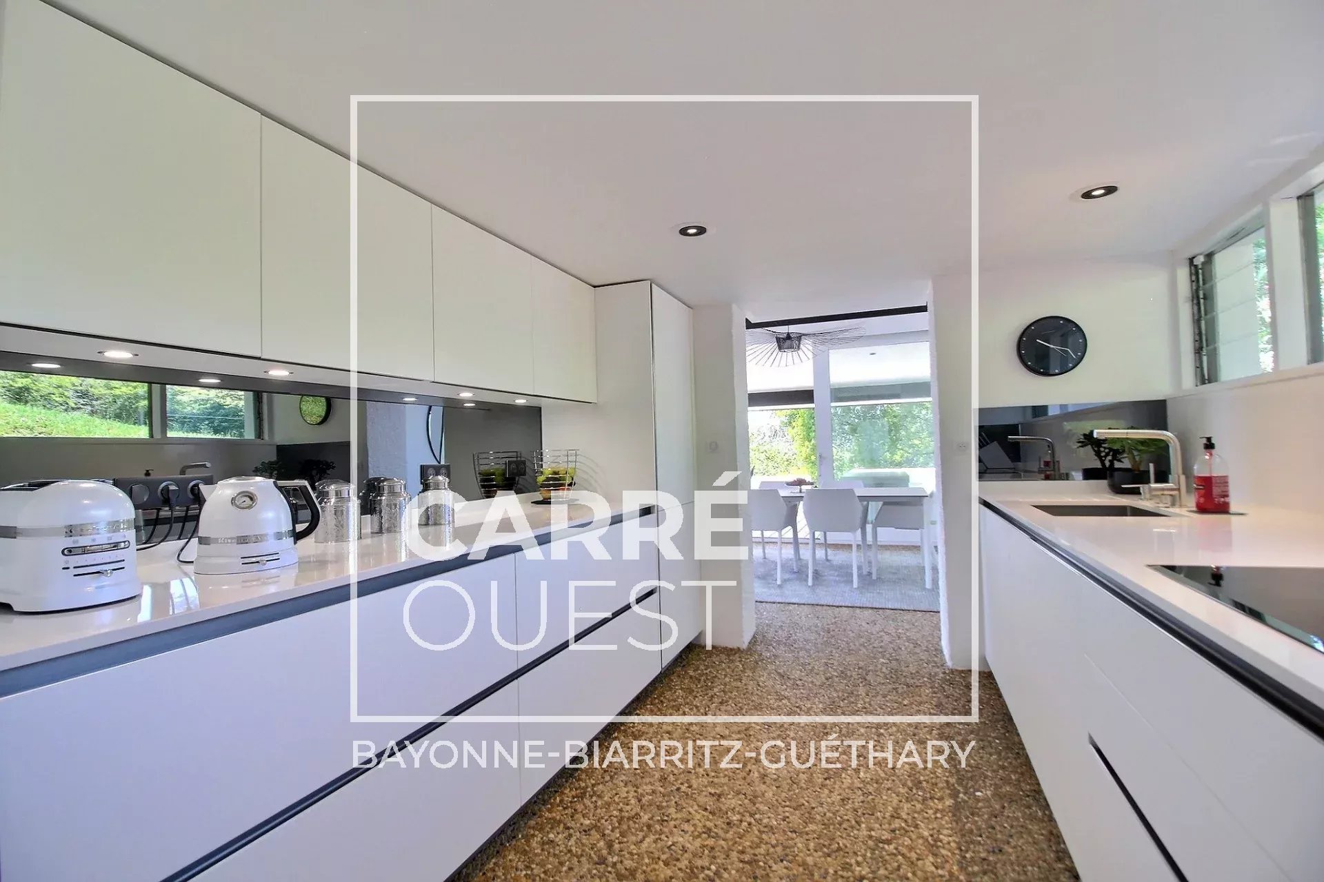 MAISON VENTE VILLEFRANQUE 64990 - SURFACE 280M2 - REF 3549 Photo 8