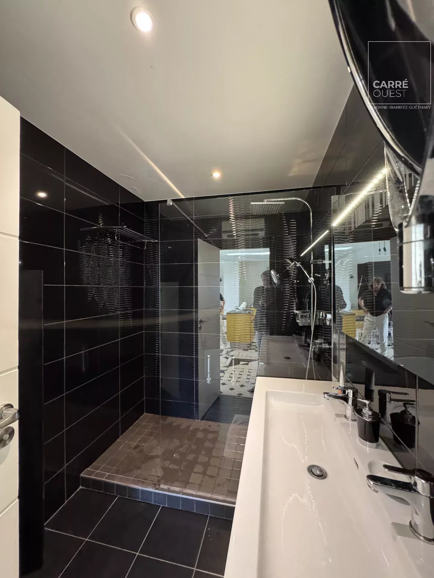 APPARTEMENT VENTE BIARRITZ 64200 – SURFACE 55M2 – REF 86339875 Photo 3 APPARTEMENT VENTE BIARRITZ 64200 - SURFACE 55M2 - REF 86339875 Photo 3