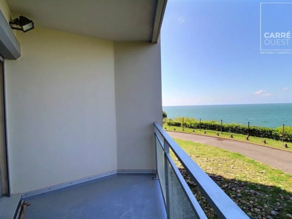 APPARTEMENT VENTE BIARRITZ 64200 - SURFACE 40M2 - REF 3639 Photo 1