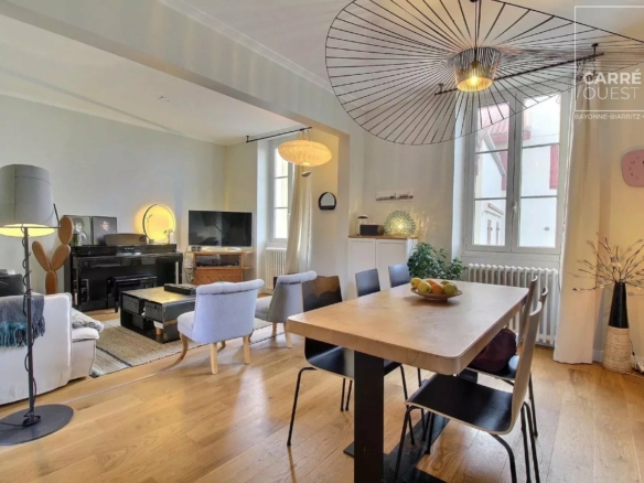 MAISON VENTE BIARRITZ 64200 - SURFACE 108M2 - REF 3596OH Photo 1