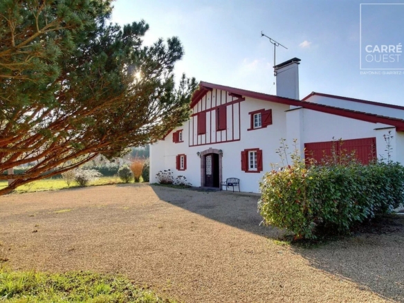 MAISON VENTE ITXASSOU 64250 - SURFACE 450M2 - REF 3603 Photo 1