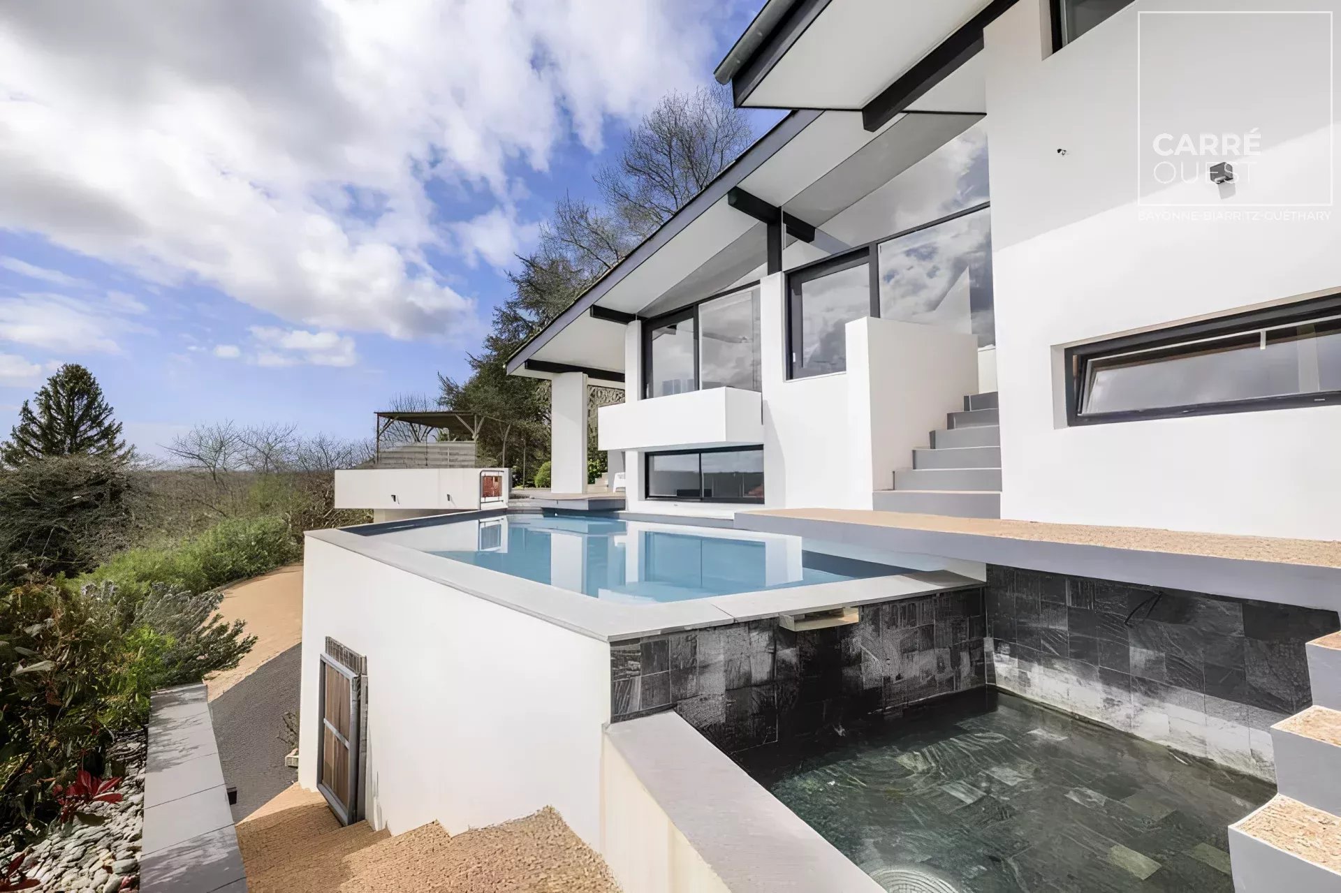 MAISON VENTE VILLEFRANQUE 64990 - SURFACE 280M2 - REF 3549 Photo 1