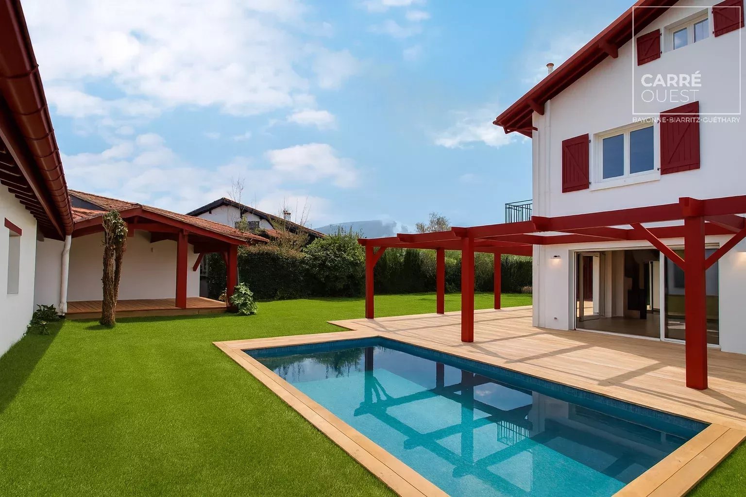 MAISON VENTE ASCAIN 64310 - SURFACE 325M2 - REF 3684 Photo 1