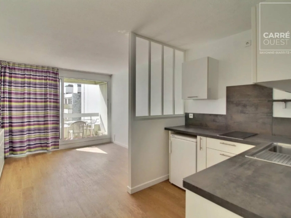 APPARTEMENT VENTE BIARRITZ 64200 - SURFACE 22.27M2 - REF 3543 Photo 1