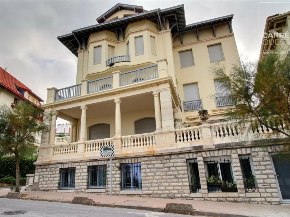 APPARTEMENT VENTE BIARRITZ 64200 - SURFACE 32M2 - REF 3673 Photo 1