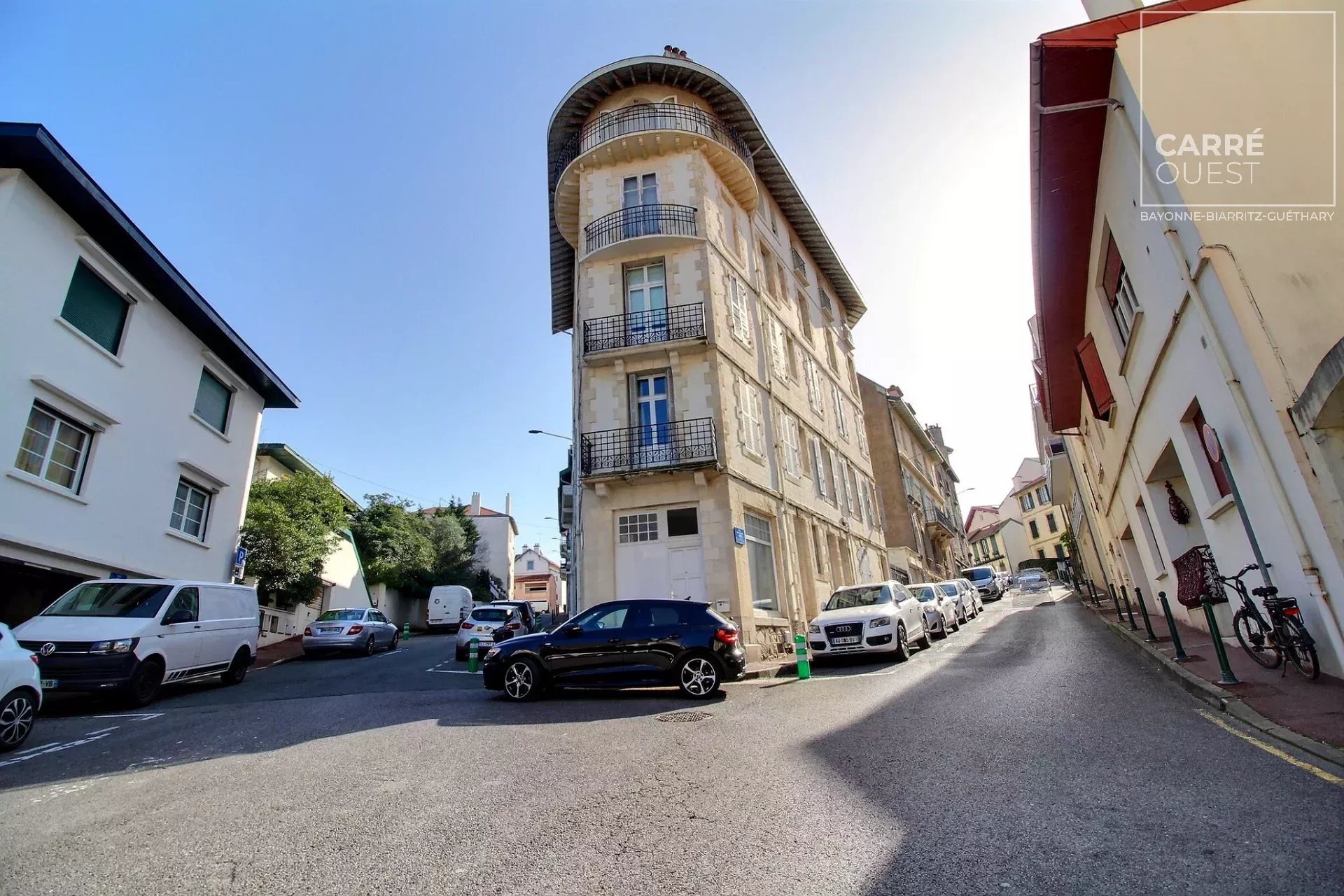 APPARTEMENT VENTE BIARRITZ 64200 – SURFACE 72M2 – REF 3697 Photo 2 APPARTEMENT VENTE BIARRITZ 64200 - SURFACE 72M2 - REF 3697 Photo 2