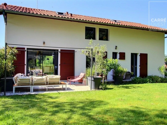 MAISON VENTE ARBONNE 64210 - SURFACE 160M2 - REF 3648 Photo 1