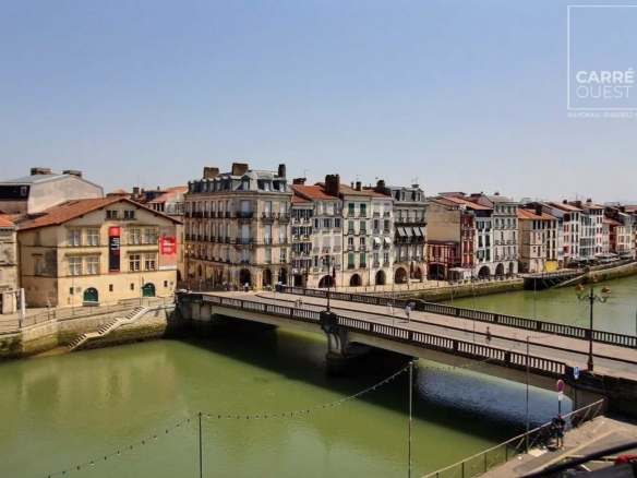 APPARTEMENT VENTE BAYONNE 64100 - SURFACE 208M2 - REF 3561 Photo 1