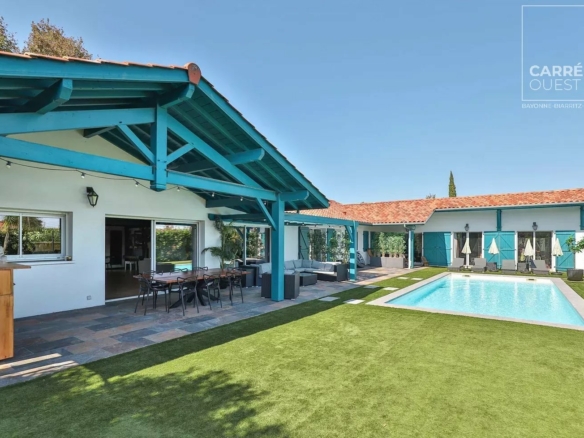 MAISON VENTE ARCANGUES 64200 - SURFACE 290M2 - REF BPDELEG01 Photo 1