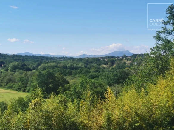 MAISON VENTE BASSUSSARRY 64200 - SURFACE 223M2 - REF 3548 Photo 1