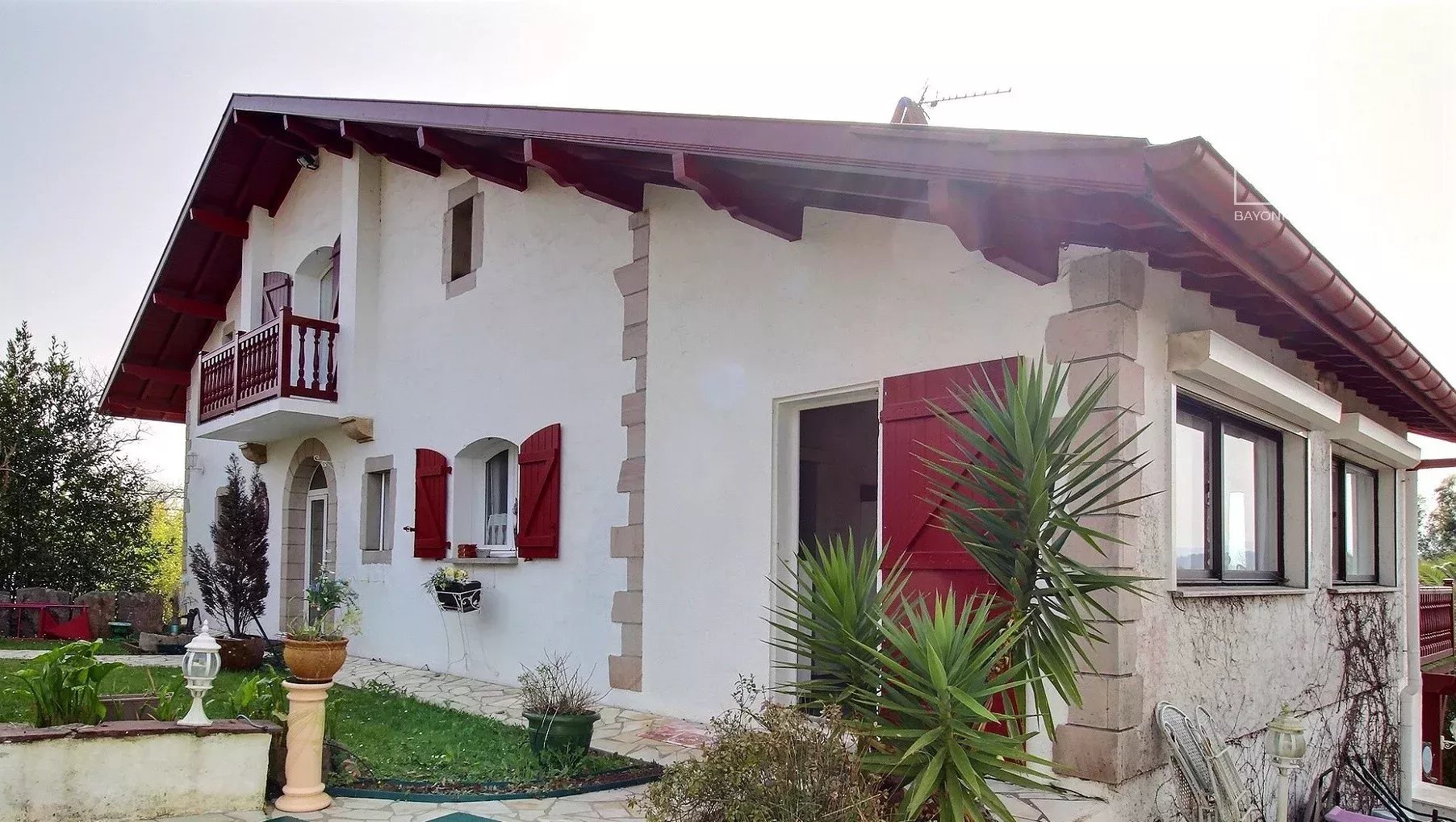 MAISON VENTE USTARITZ 64480 - SURFACE 240M2 - REF 3699 Photo 3