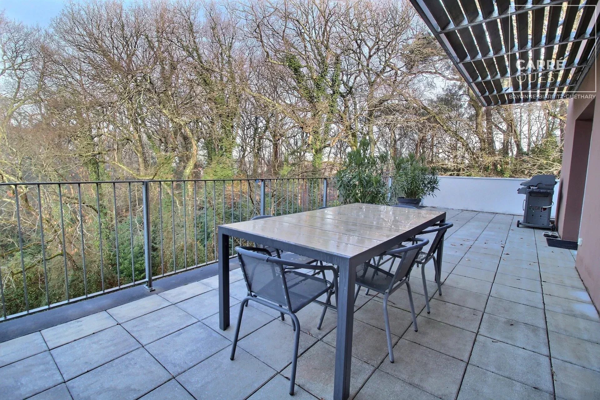 APPARTEMENT VENTE BAYONNE 64100 – SURFACE 84M2 – REF BP063 Photo 3 APPARTEMENT VENTE BAYONNE 64100 - SURFACE 84M2 - REF BP063 Photo 3