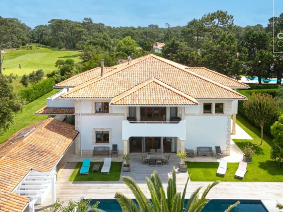 MAISON VENTE ANGLET 64600 - SURFACE 500M2 - REF 3676 Photo 1