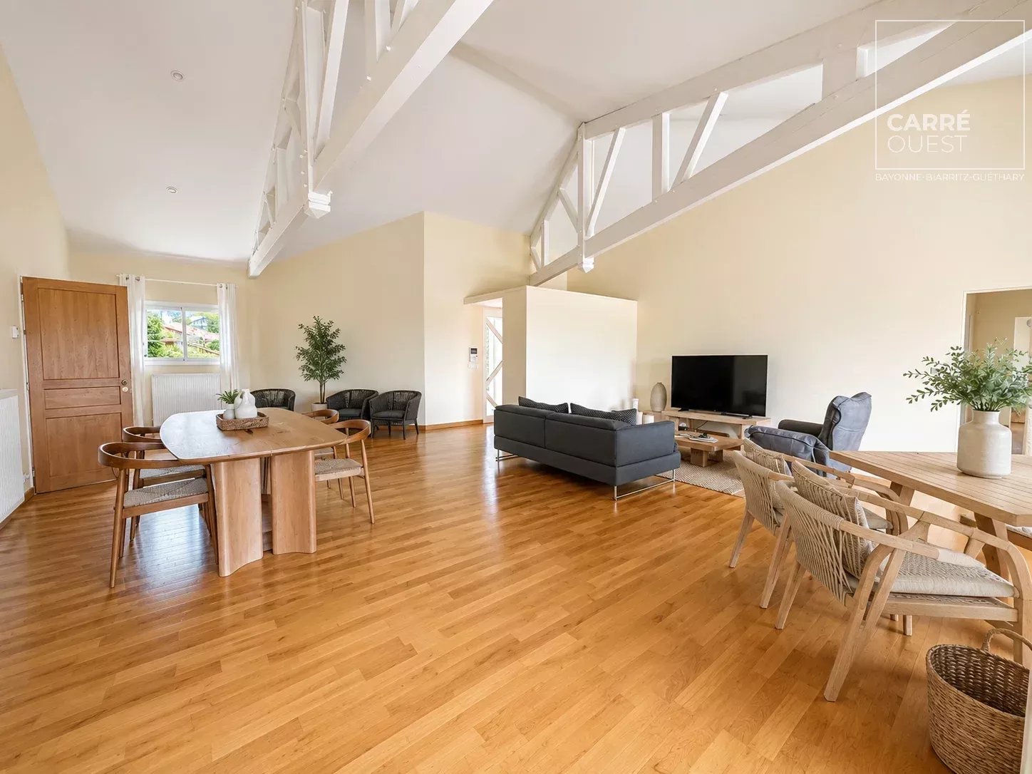 MAISON VENTE ARBONNE 64210 – SURFACE 215M2 – REF 3719 Photo 4 MAISON VENTE ARBONNE 64210 - SURFACE 215M2 - REF 3719 Photo 4