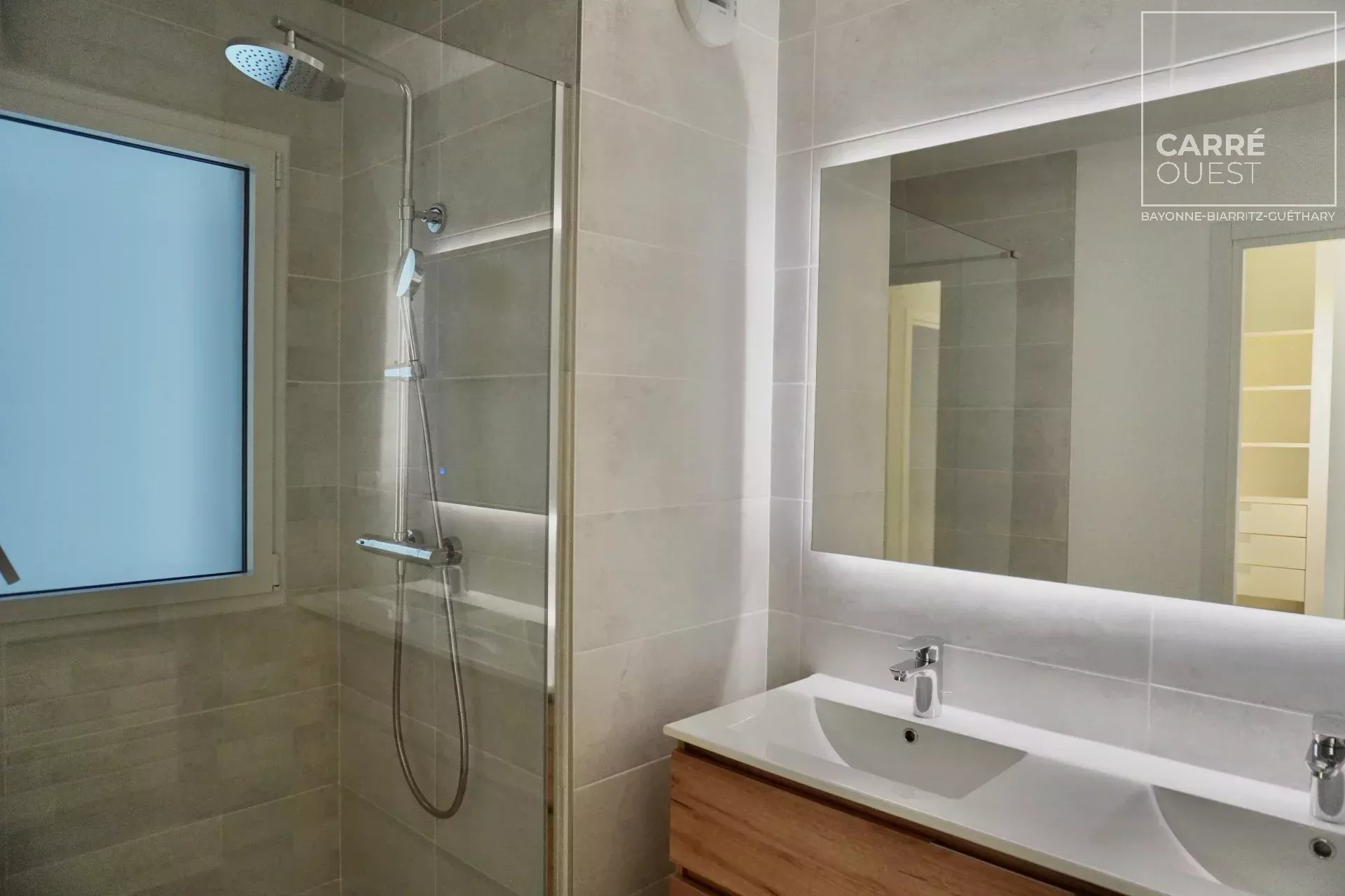 APPARTEMENT VENTE BAYONNE 64100 – SURFACE 62M2 – REF JC4 Photo 5 APPARTEMENT VENTE BAYONNE 64100 - SURFACE 62M2 - REF JC4 Photo 5